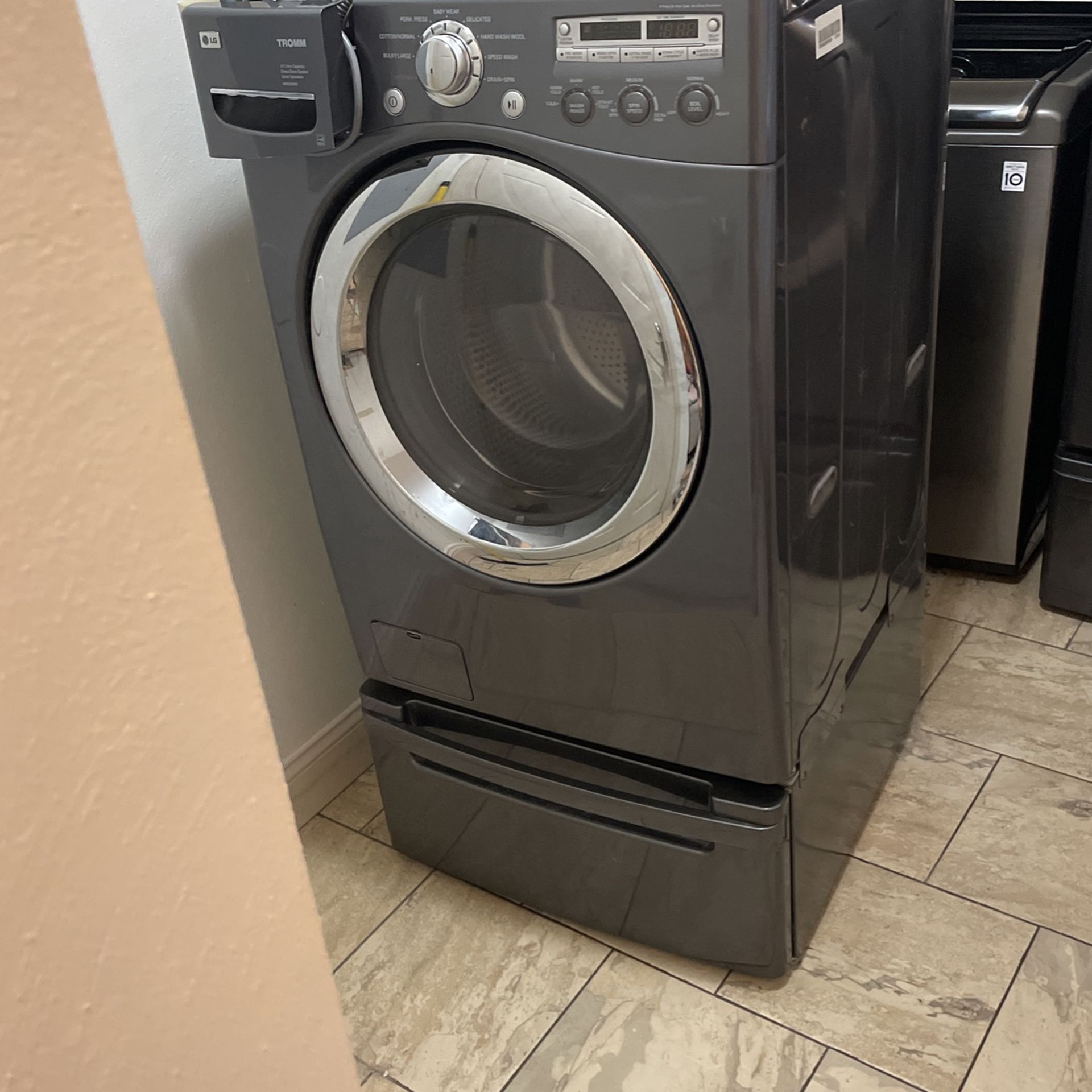 LG TROMM 4.0 Utra Capacity WM2455HG