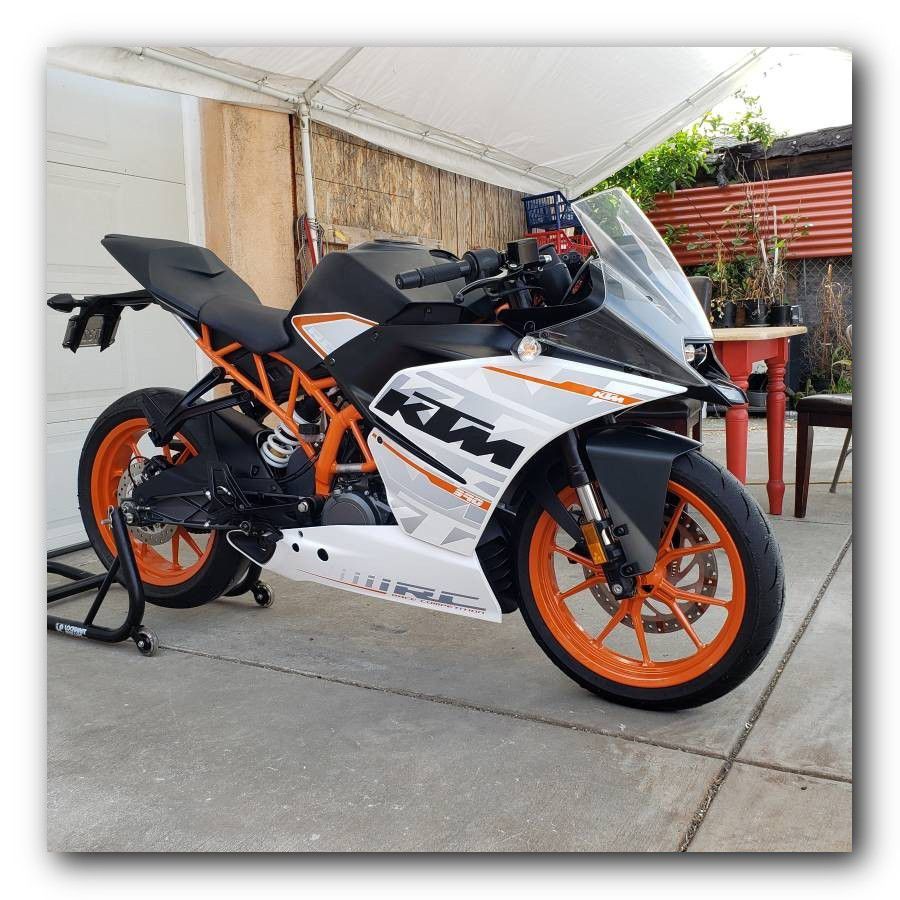 Photo 2015 KTM RC 390 immaculate condition