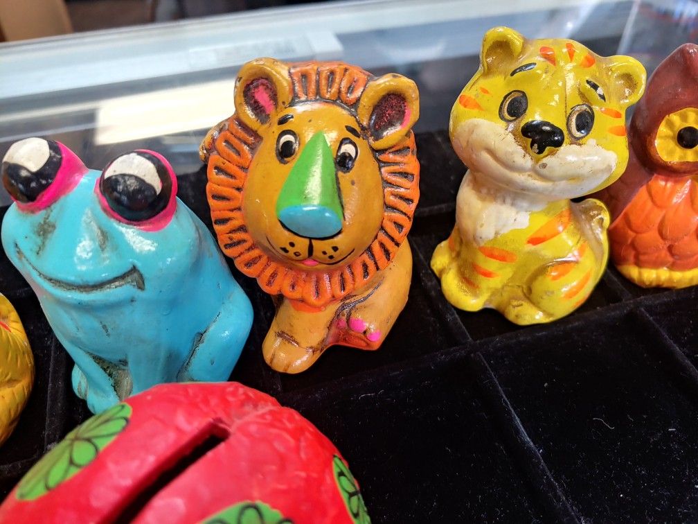 Vintage Chalkware Coin Banks Piggy Bank Animals Set Of 7 Seven Mid