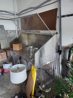 Laminar Air Flow Hood With Adjustable Height, Delivery Available