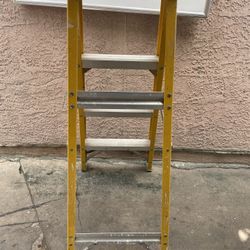 4’ Ladder Louisville 