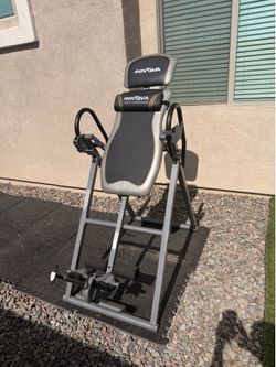 Innova inversion table