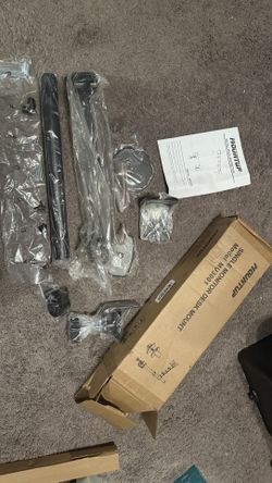 Single Monitor Desk Mount – Brand New