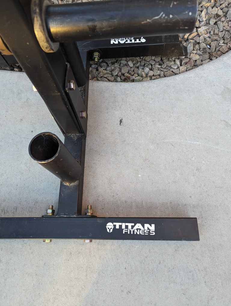 Titan Fitness Portable Weights Plate And Barbell Storage Tree
