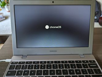 Novo Samsung Chromebook 4 XE310XBA-KT1BR, ideal para estudos