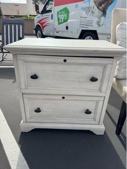 2 Drawer Filing/ Storage Cabinet