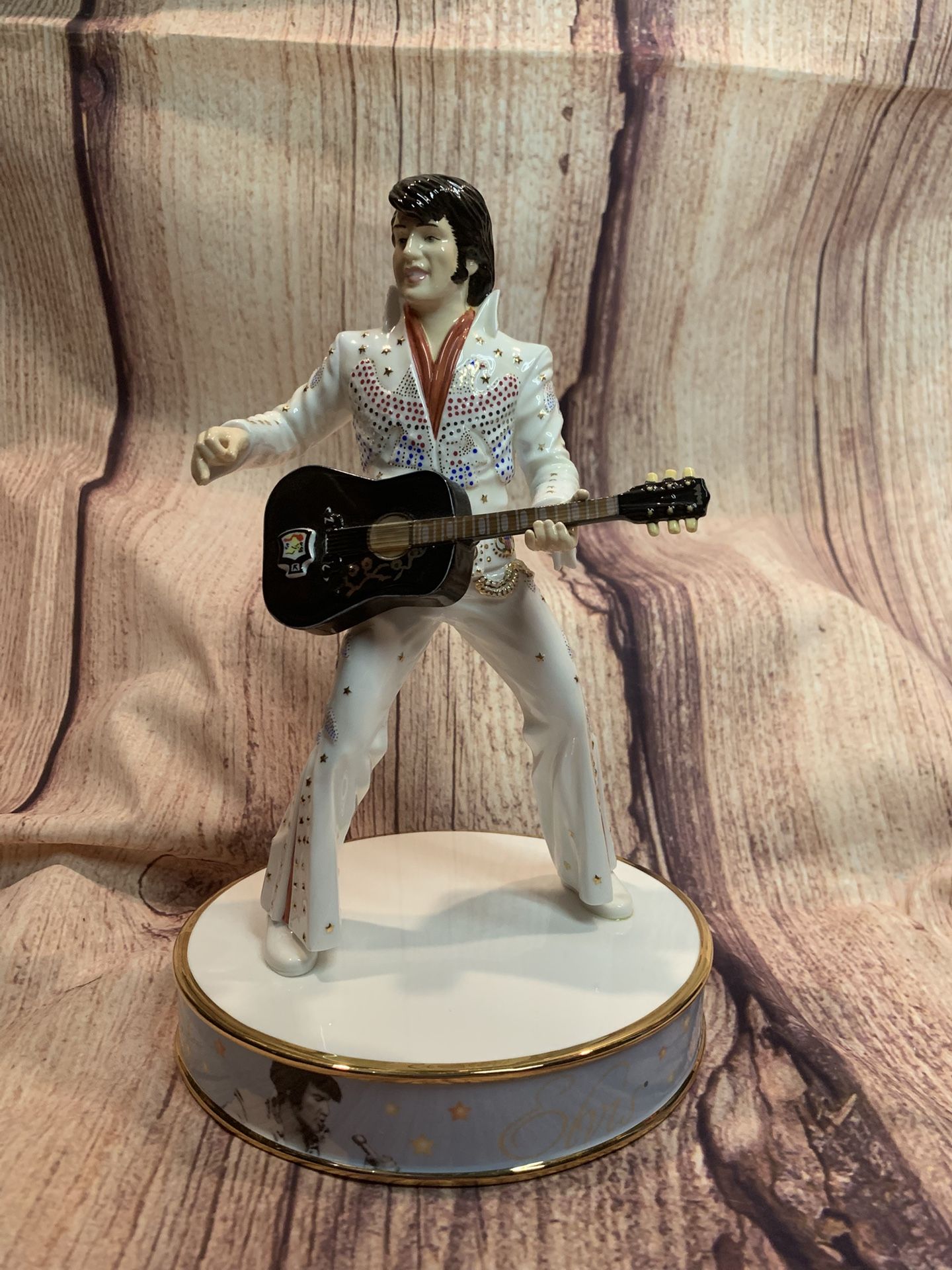 Royal Doulton Elvis Viva Las Vegas EP3 Figurine