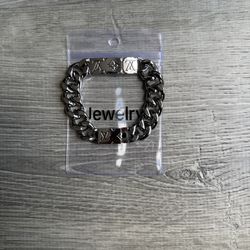Chain Monogram Braclet