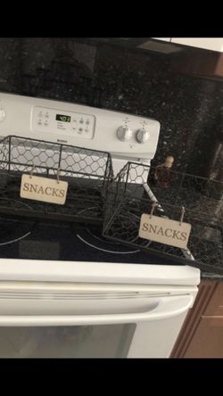 Snack baskets