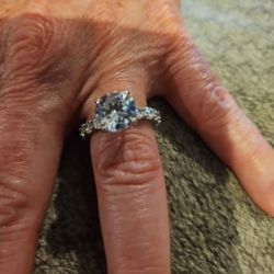 Ring white diamond simulant 11.88 ctw SS Rhodium over SS size 5 new