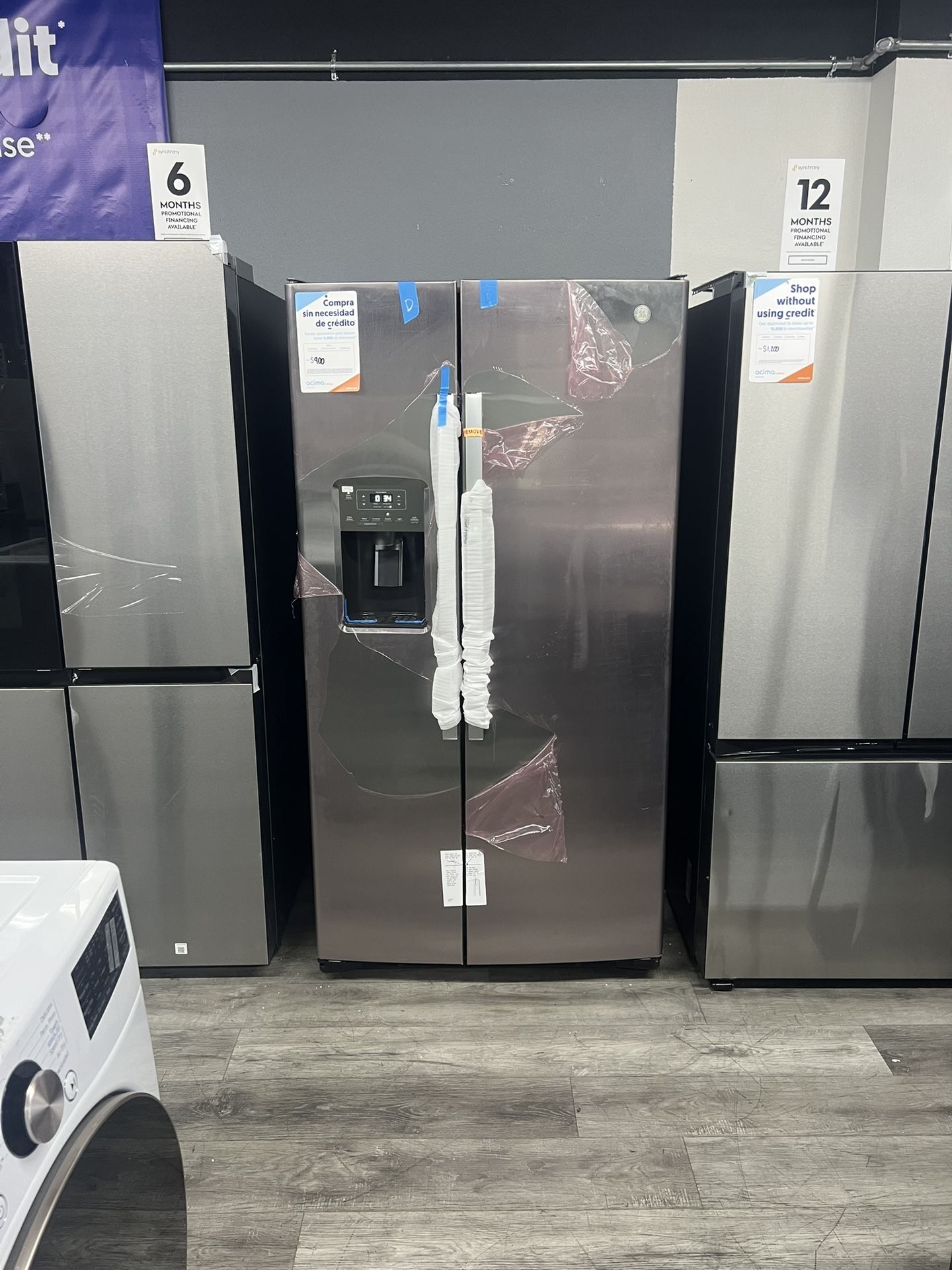 New GE 25.3 Cu Ft 2 Door Side By Side Refrigerator With Water And Ice Dispenser On Door In Stainless Steel 🔥