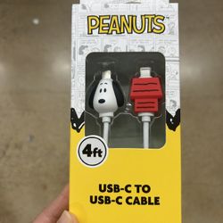 NWT Peanuts USB C to USB C cable