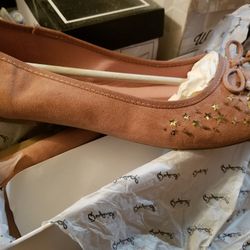 Sale!!!Brand New Flats With Studs 