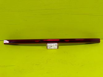 2025 2026 KIA CARNIVAL CENTER LED TAIL LIGHT OEM 92409-R0610