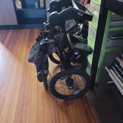 Stroller 