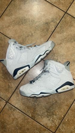 Jordan 6 Georgetown (men’s size 8.5)