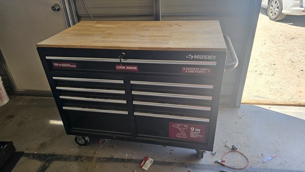 Husky 46" Tool Box With Power Strip And Keys