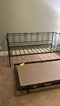 Daybed - Twin bed With Trundle