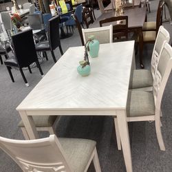 6pc Dining Table $599.99