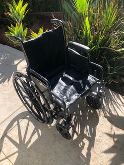 Drive Medical Folding Wheelchair