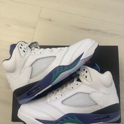 Jordan 5 Grape Size 9 Ds