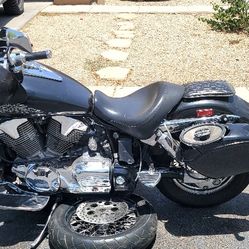 04 Honda V t x thirteen hundred