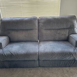 Recliner couch both sides recline