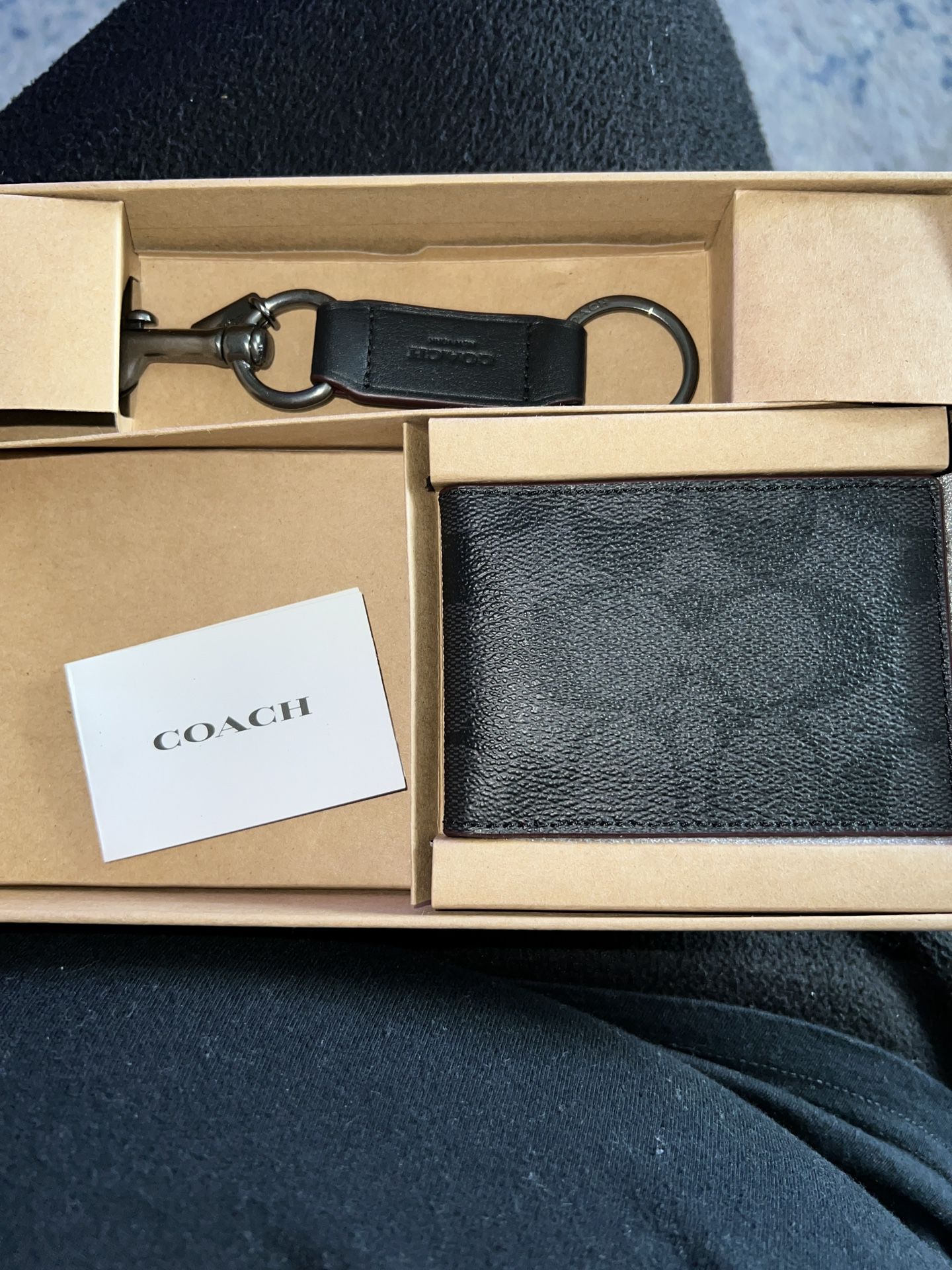 Coach Men’s Wallet And Keychain