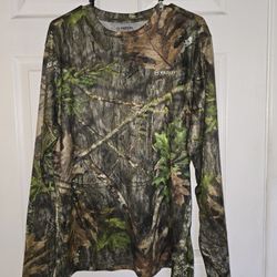 Magellan Outdoors Camo Long Sleeve Shirt  LARGE 