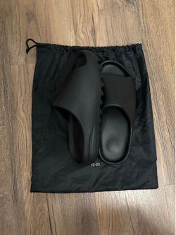Yeezy slides