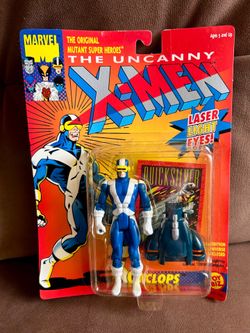Vintage 1993 Toy Biz "The Uncanny X-Men" Cyclops action figure, branded with "Laser Light Eyes"