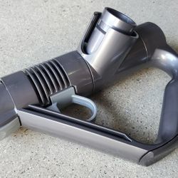 Dyson Handle