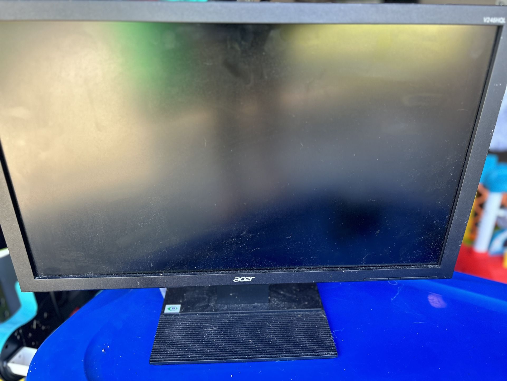 2/x13 Computer Screen
