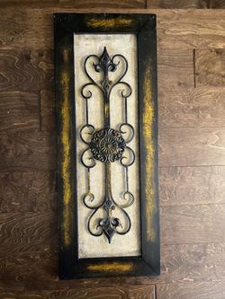 Wall sconce frame