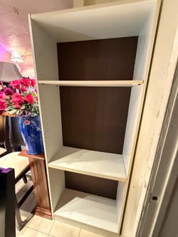 Shelf various usos $25
