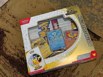 Pokémon TCG 30th Celebration Poster Collection Box