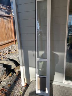 Slider insert per door