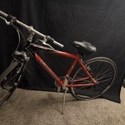 Specalized  HardRock  Hybrid / mountain-style bike