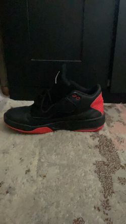 Jordan Basketball Shoes Black/Red (Size 9.5)