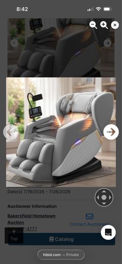 Zero gravity massage chair