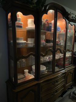 French Provincial China Cabinet / Hutch – Lighted Display $400