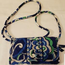VERA BRADLEY  CROSSBODY WALLET