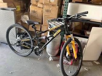 Newly Assembled 29" Wheel VEVOR Mountain Bike & 24 Speed Twist Shifting Gear