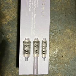 Monat Interchangeable Blowout Brush