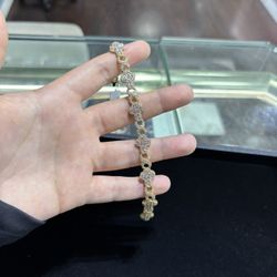 10k Gold Diamond Bracelet