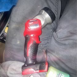 Mill weight Milwaukee  Work Light