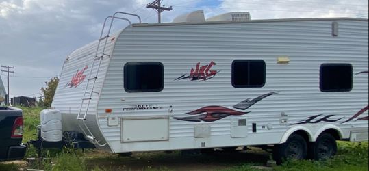🔥 2006 NRG Toy Hauler 230 – Ready for Adventure! 🔥