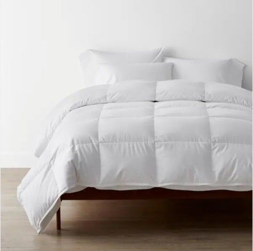 casaluna midweight down alternative comforter