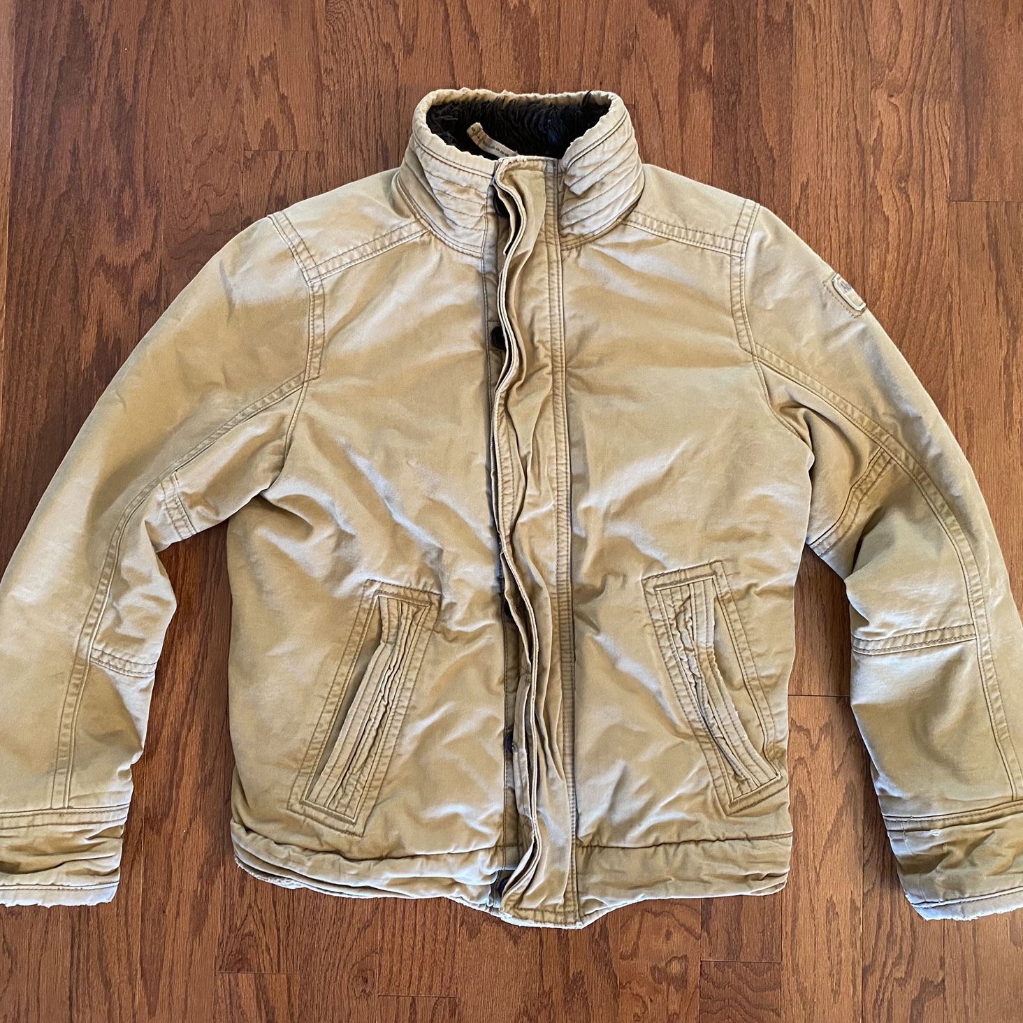 Abercrombie Fitch A F Adirondack Jacket Men s Size Medium Faux Fur Sherpa Lined Warm Heavy for Sale in Alexandria VA OfferUp