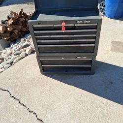 CRAFTSMAN TOOL BOX